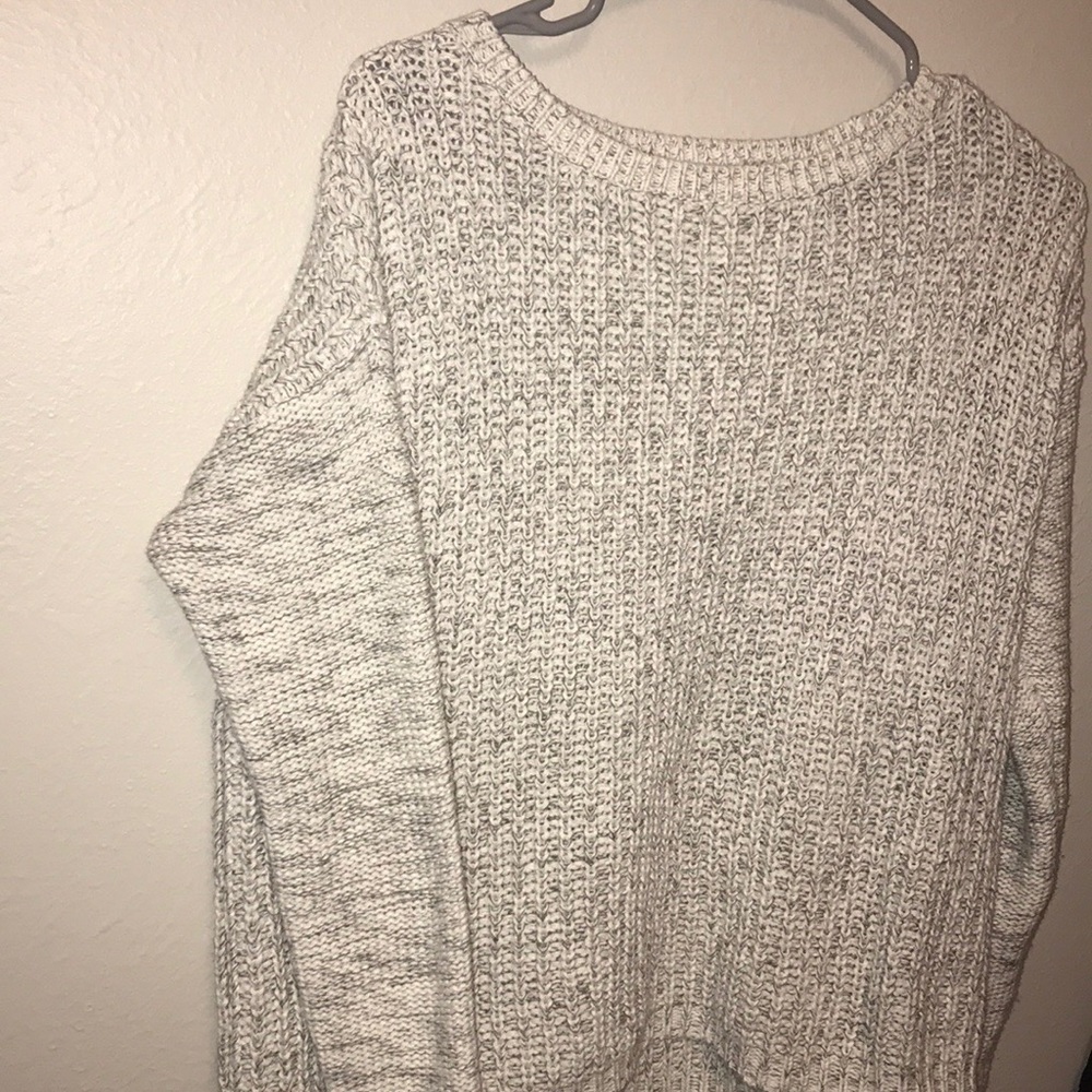 F21 - Picture 2 of 4
